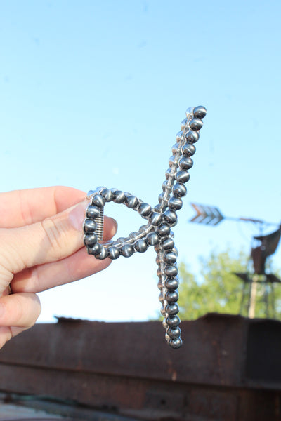 Navajo pearl claw clip