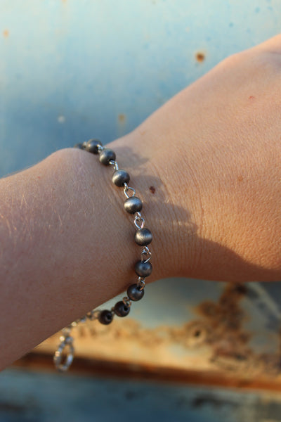 Adjustable Navajo pearl bracelet