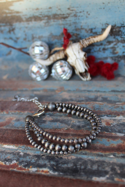 Triple layered Navajo pearl bracelet