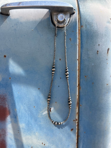 Weller Navajo pearl necklace
